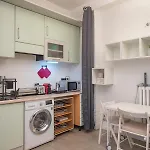 Xenia Apartments - Renovated Two-Room Apartment Near Pta Venezia